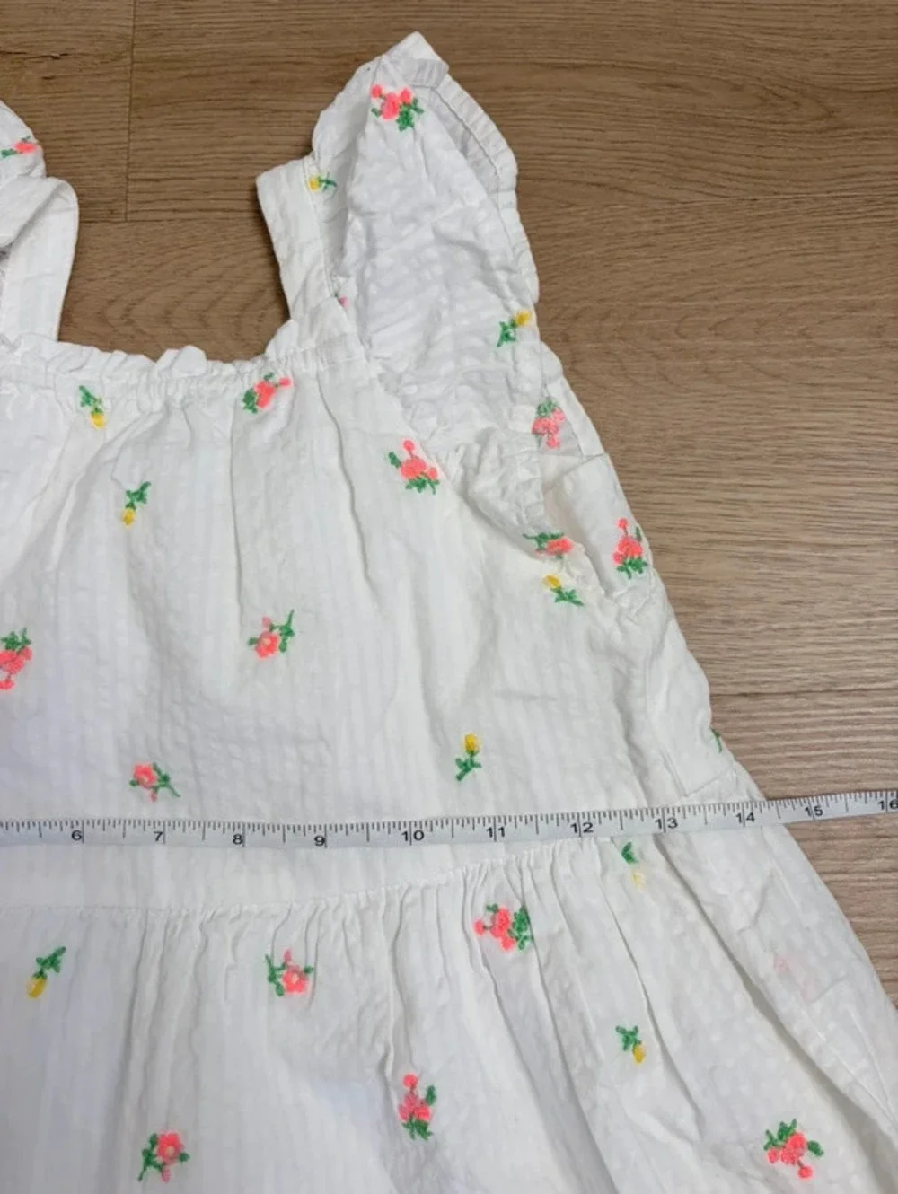 Baby Gap Girls White Floral Embroidered Dress Size 5 Years